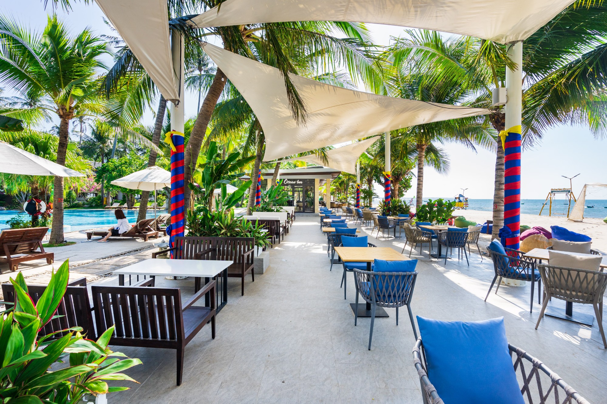 CocoSea Restaurant