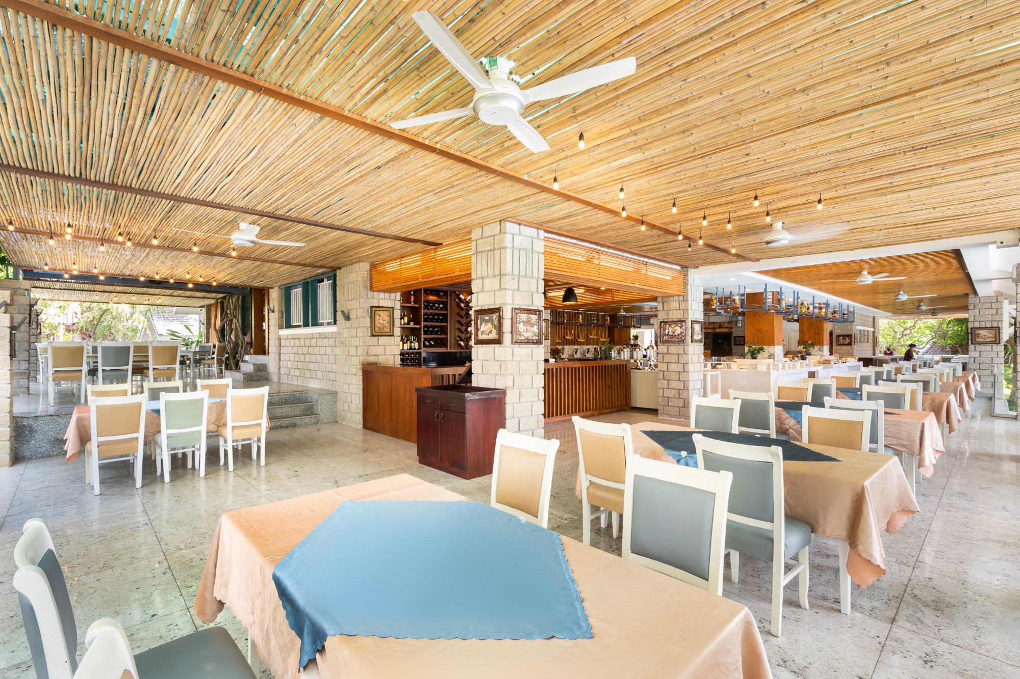 Water Lily Restaurant