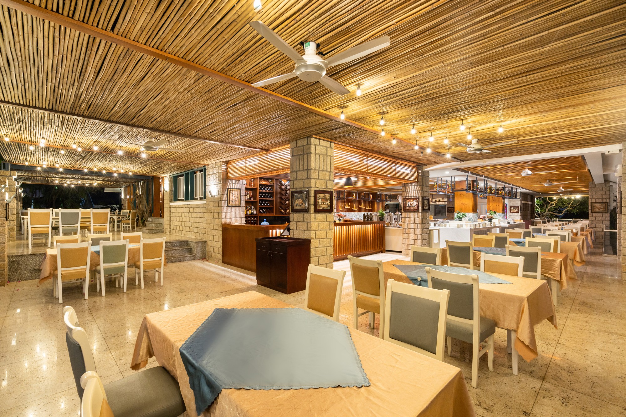 Water Lily Restaurant